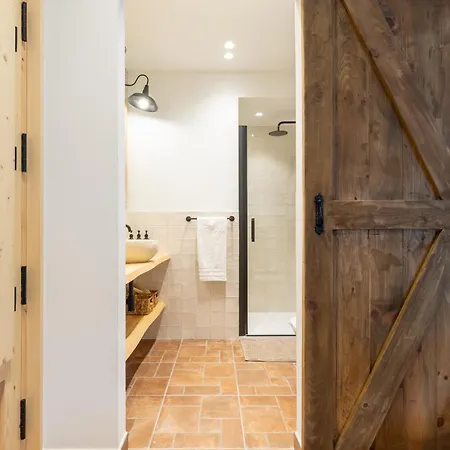 Lägenhet Cal Moline Arrels - Refugio Rural De Diseno En El Bergueda